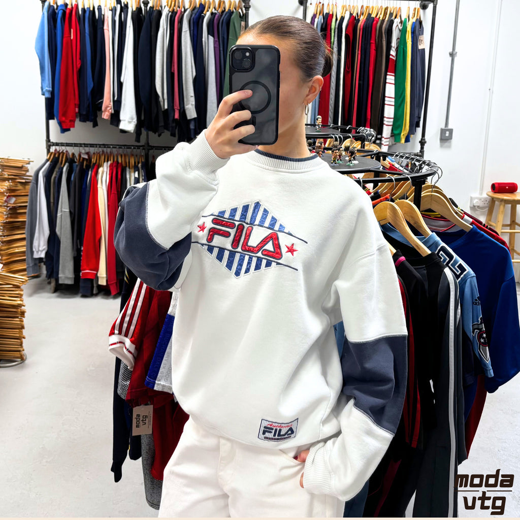 Vintage 90s Fila Sweatshirt White Medium Retro Unisex