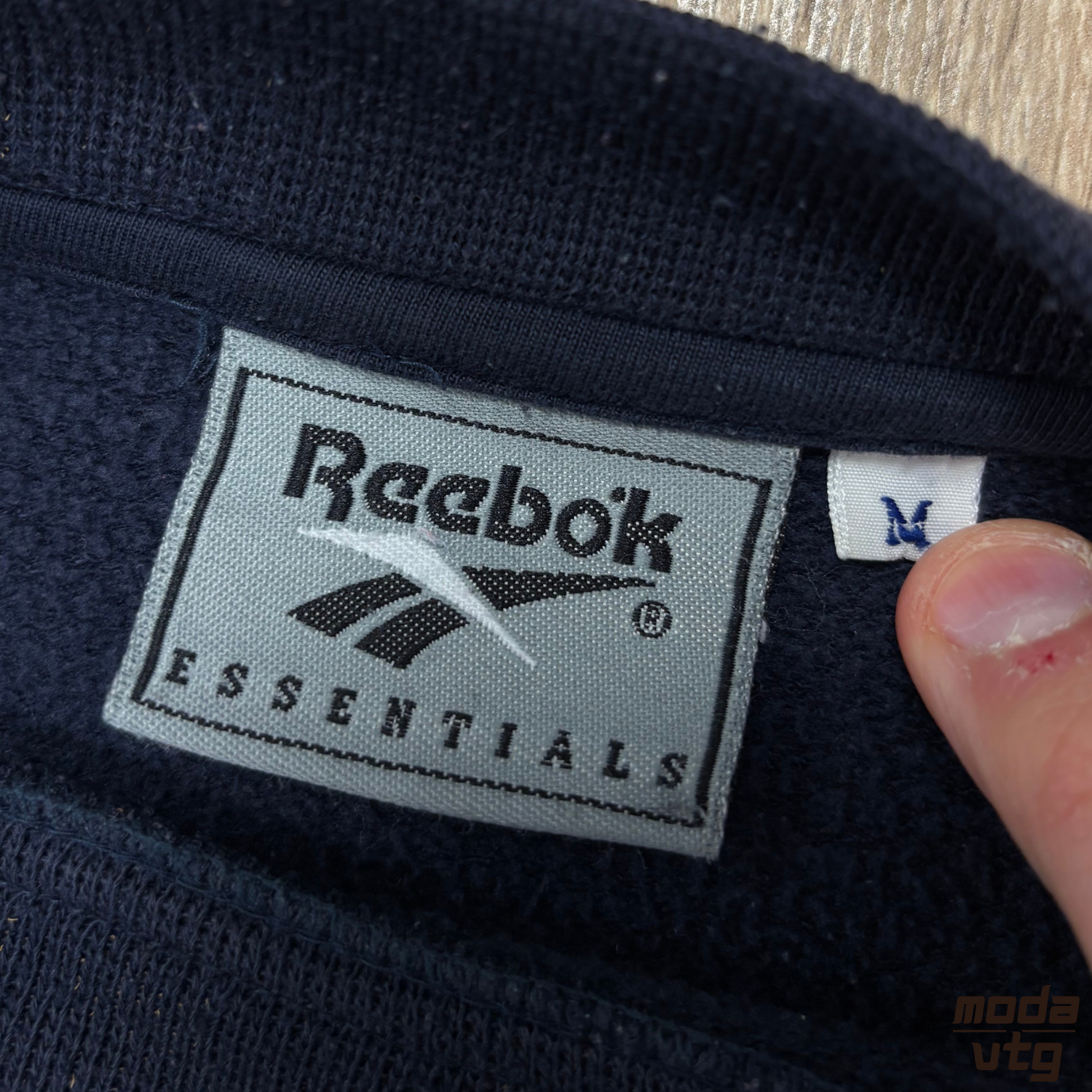 Vintage Y2K Reebok Sweatshirt Navy Medium Crewneck