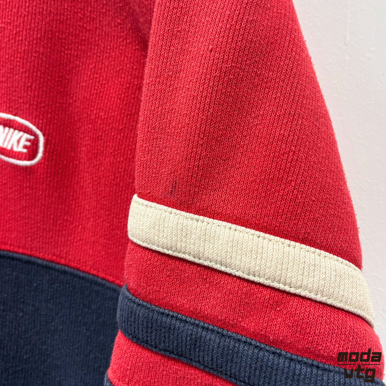 Vintage Y2K Nike Sweatshirt Navy Red Small Crewneck