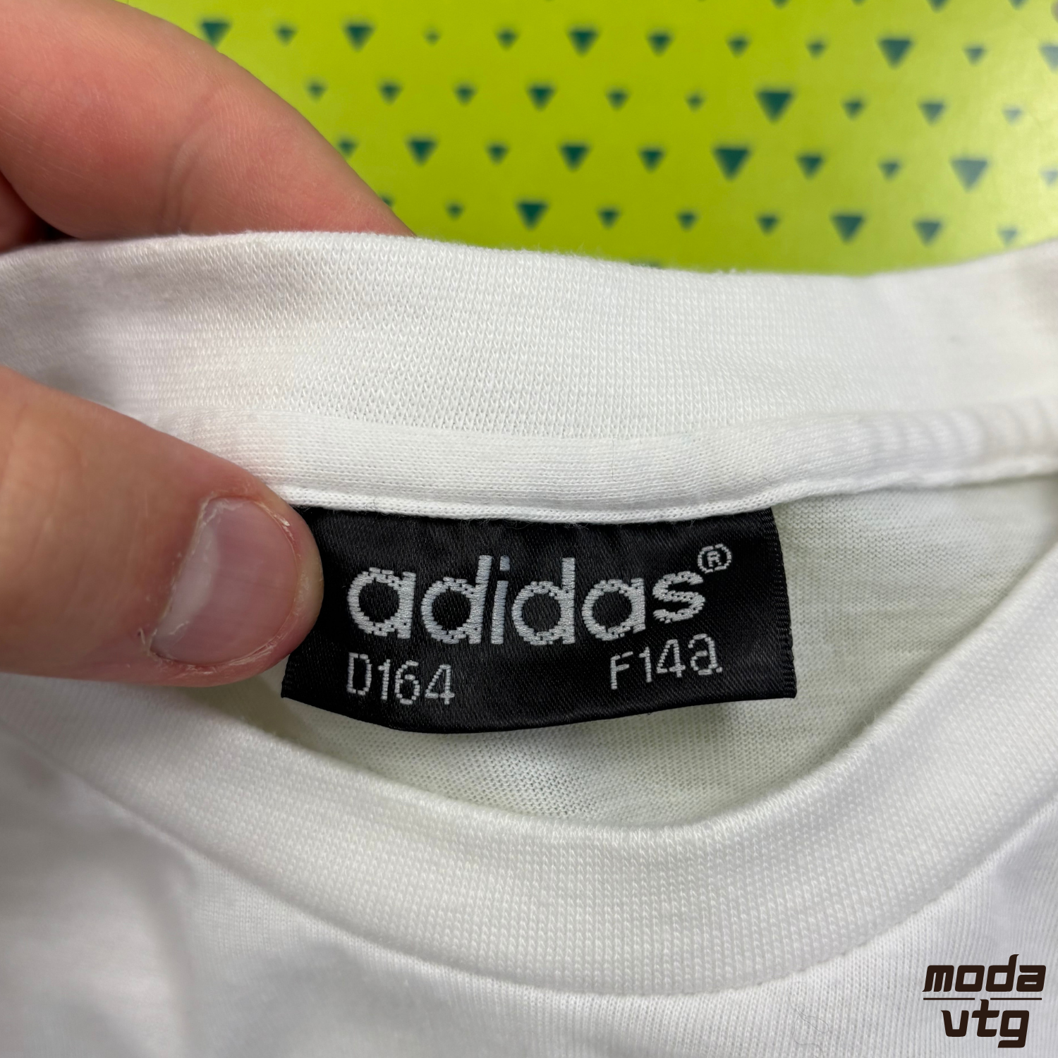 Vintage 90s Adidas T-Shirt White XS Holiday Summer