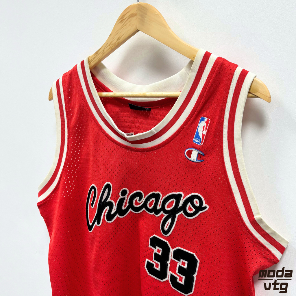 Vintage 90s Chicago Bulls Home Jersey Medium Red Pippens #33 Champion