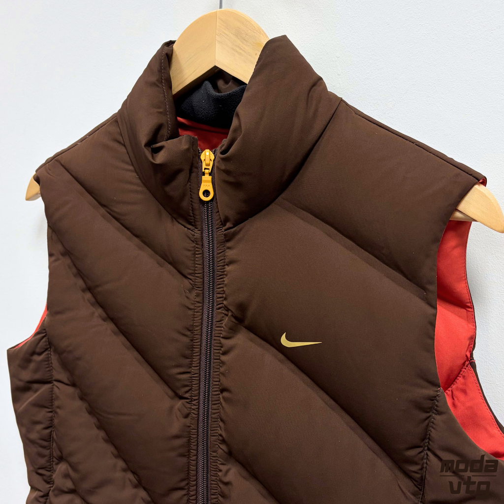 Vintage Y2K Nike Gilet Brown Women’s Medium Retro