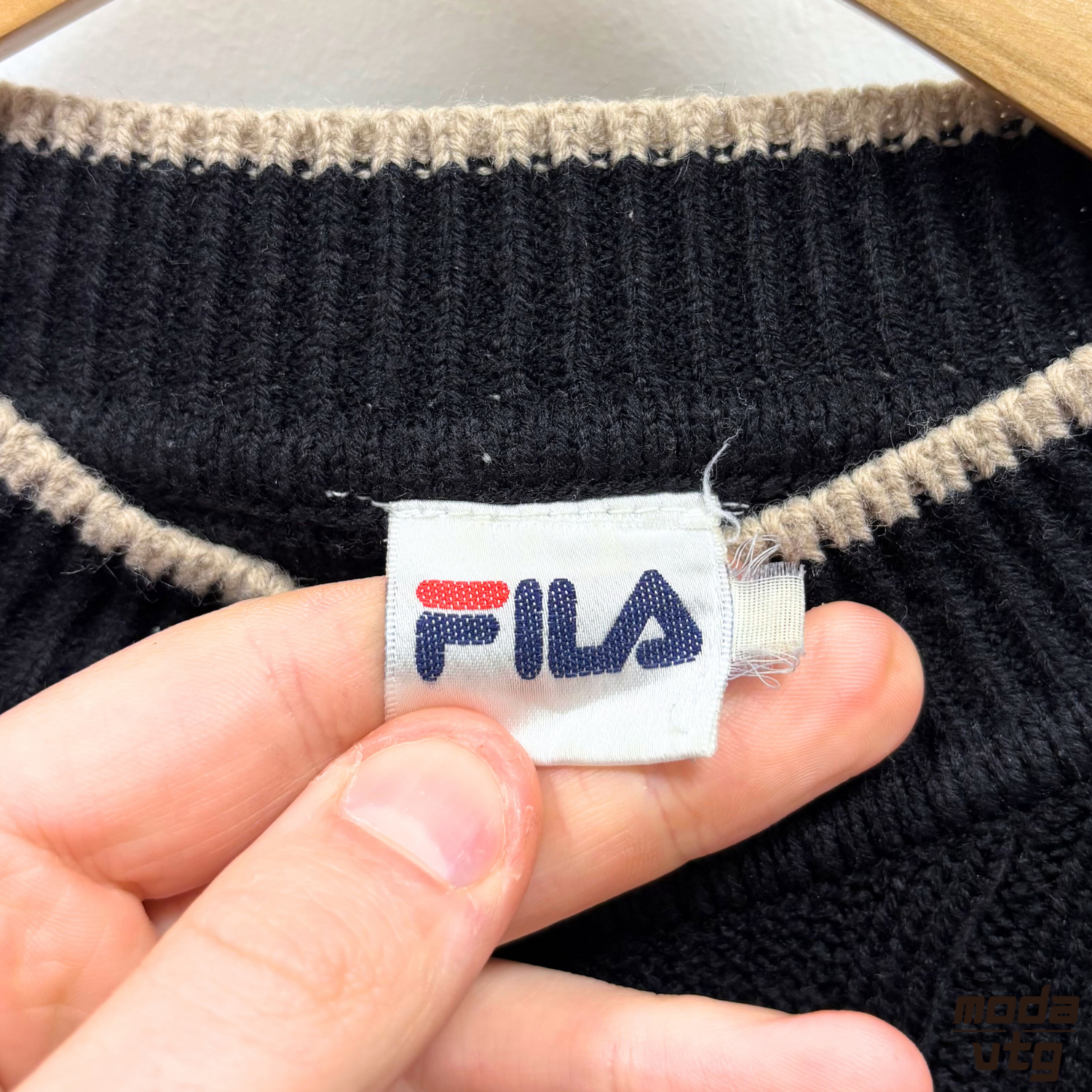 Vintage Y2K Fila Knitted Jumper Black Medium Retro