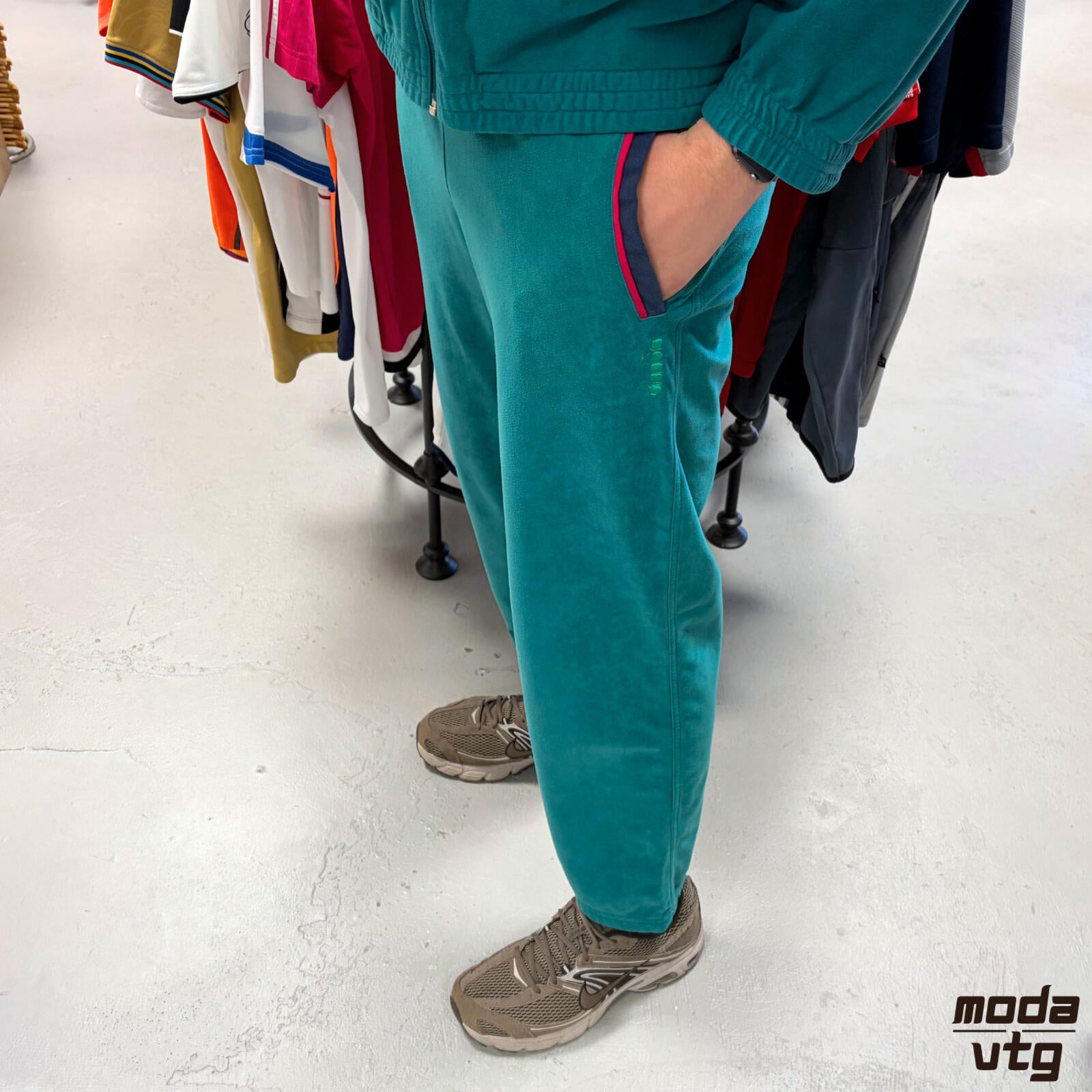 Vintage 90s Diadora Trousers Turquoise Large Retro Funky Trackpants