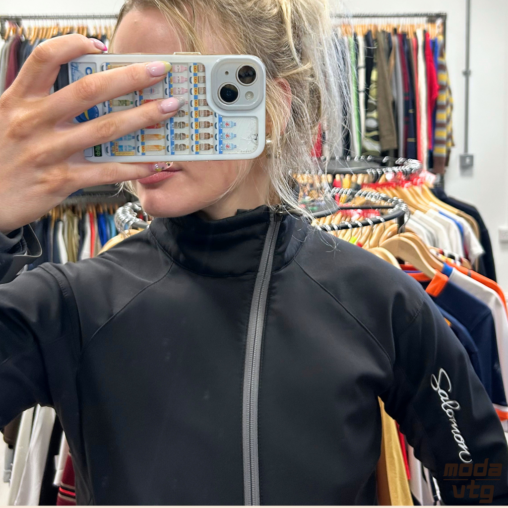 Vintage Y2K Salomon Softshell Jacket Black Women’s Medium Lightweight Outdoors