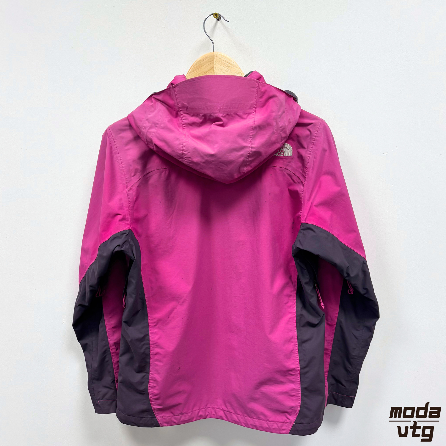 Vintage Y2K The North Face Raincoat Women’s Medium Pink Walking Winter Gorpcore
