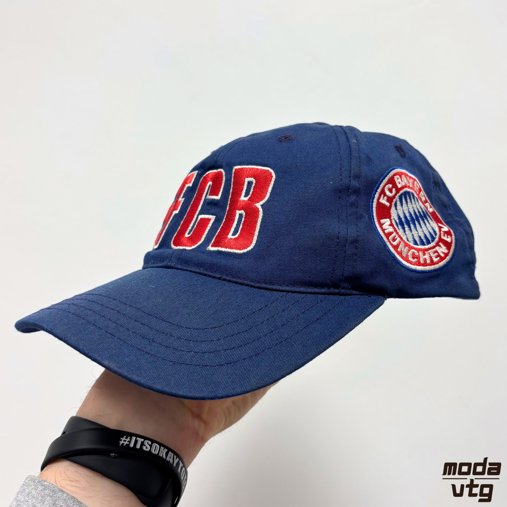 Vintage 90s Bayern Munich Adidas Navy Cap Embroidered Retro