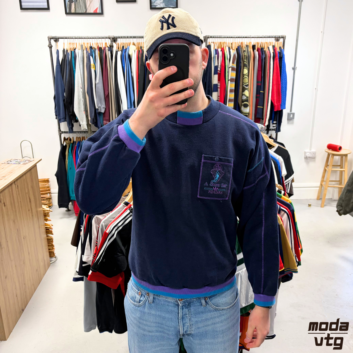 Vintage 90s Adidas Sweatshirt Navy Large Unisex Retro