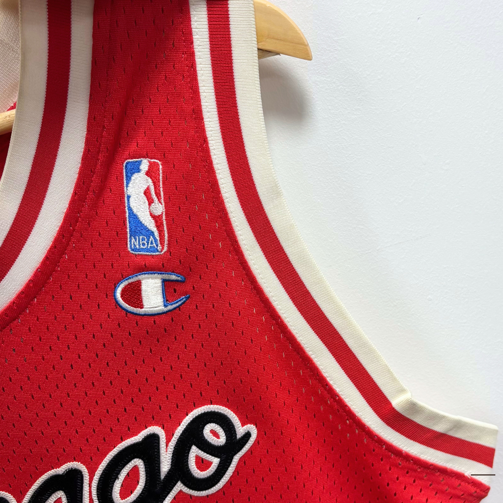 Vintage 90s Chicago Bulls Home Jersey Medium Red Pippens #33 Champion