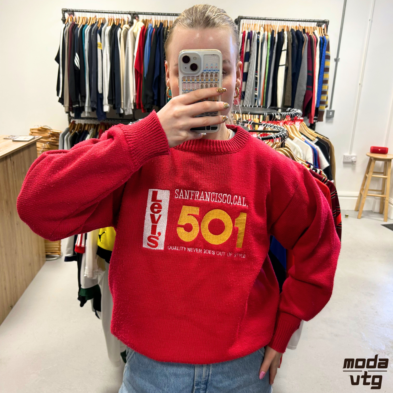 Vintage 80s Levi’s Knitted Jumper Red Small Unisex Retro