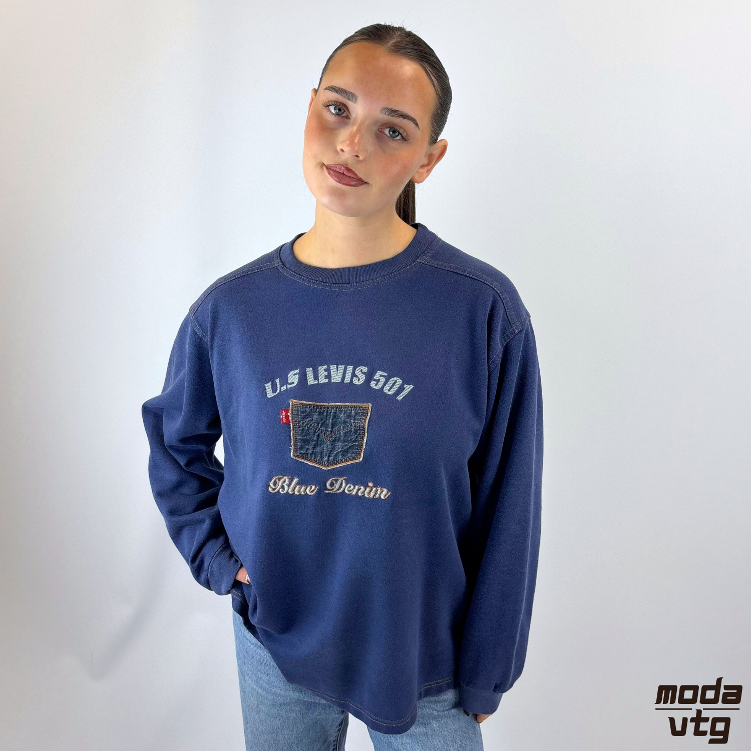 Vintage Y2K Levi’s Sweatshirt Navy Small