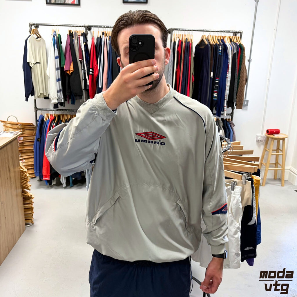 Vintage Y2K Umbro Windbreaker Grey Large Retro Unisex Pullover