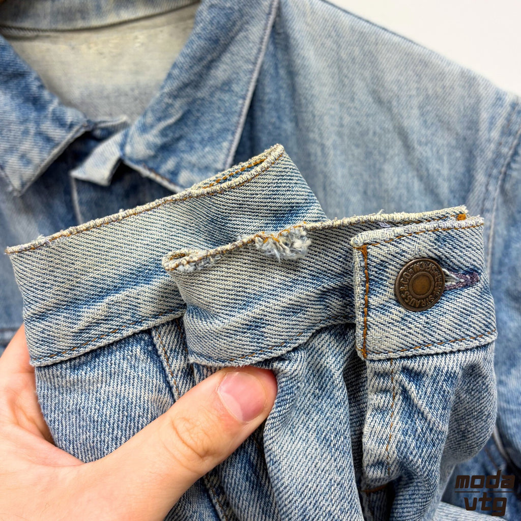 Vintage Y2K Levi’s Denim Jacket Blue Small Unisex Retro