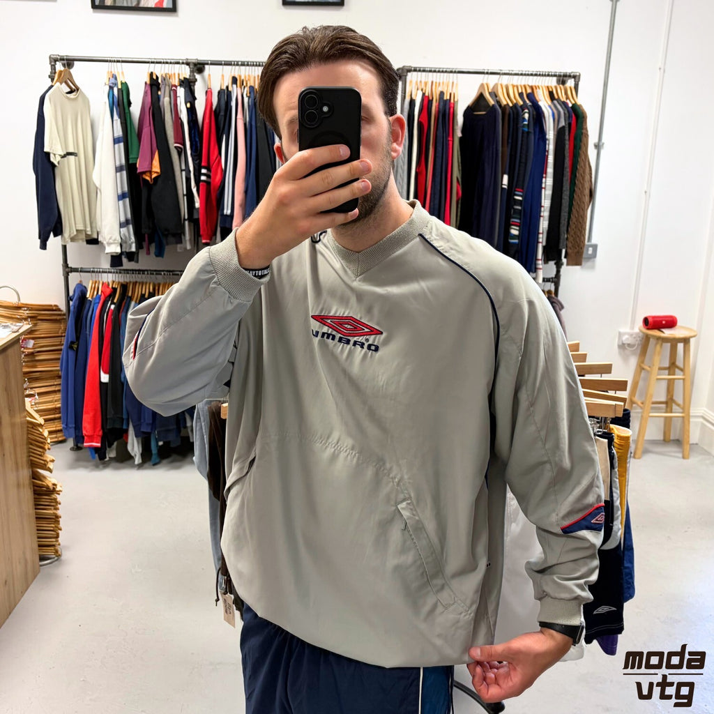 Vintage Y2K Umbro Windbreaker Grey Large Retro Unisex Pullover