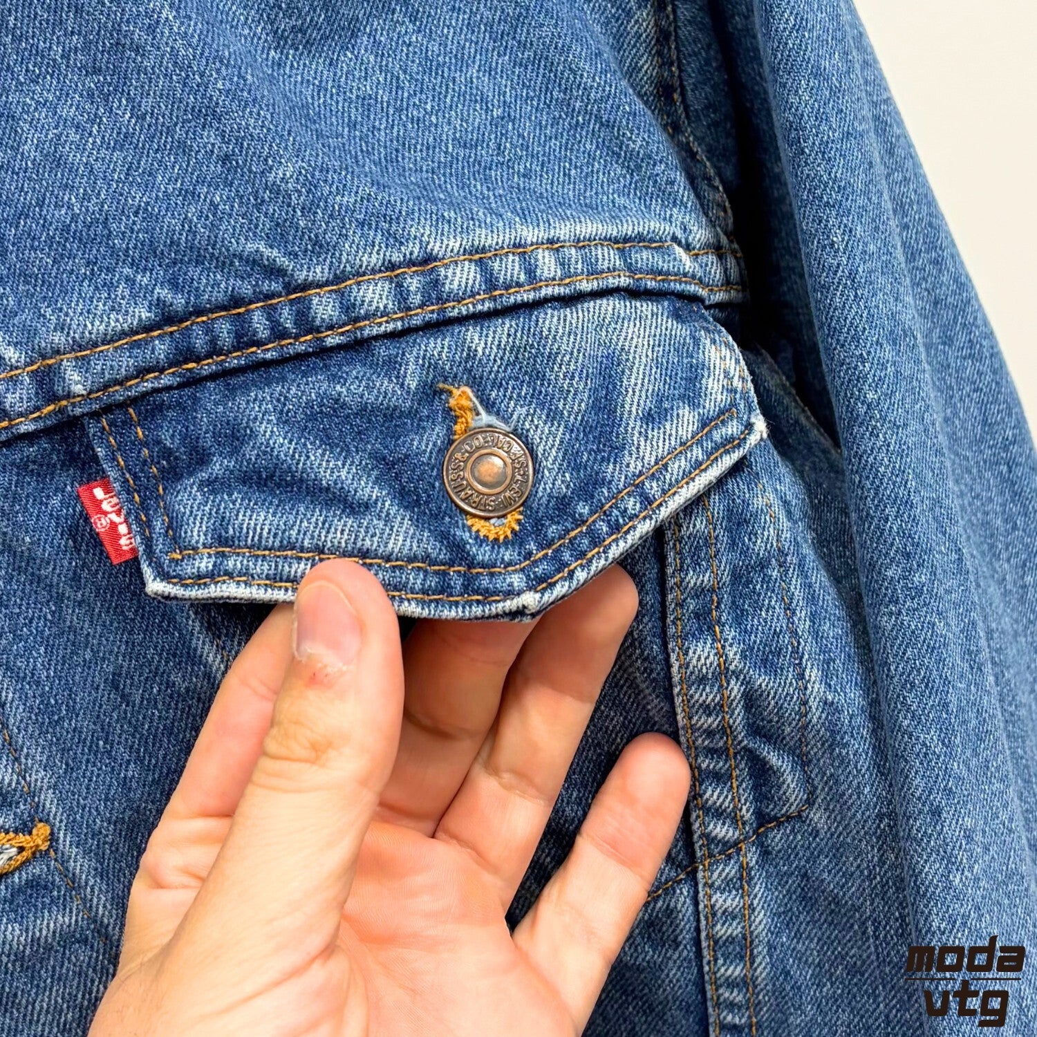 Levis Denim Jacket Blue Medium Trucker Vintage Y2K 90s Retro Workwear Streetwear