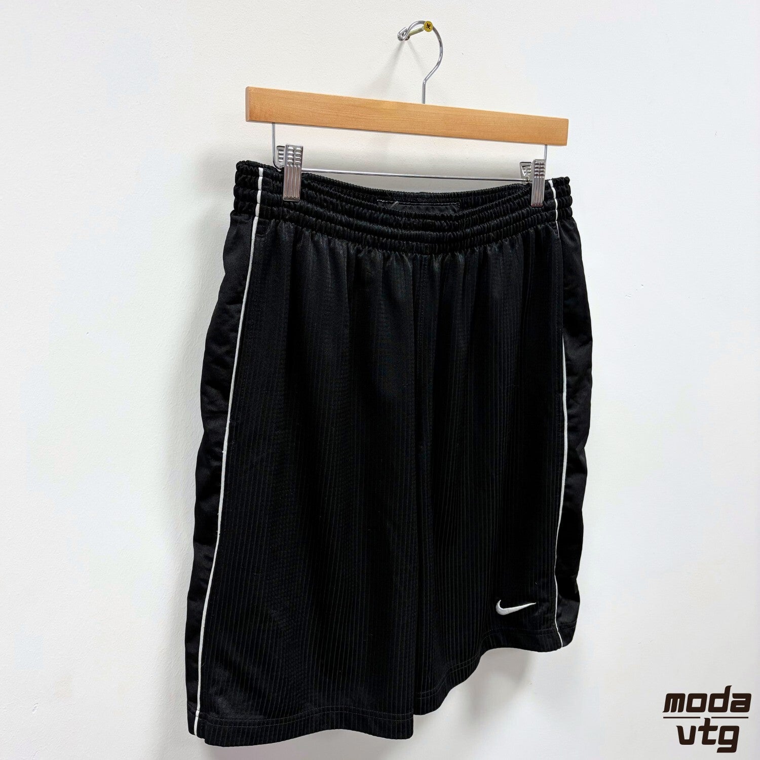 Vintage Y2K Nike Basketball Shorts Black Large Retro Unisex