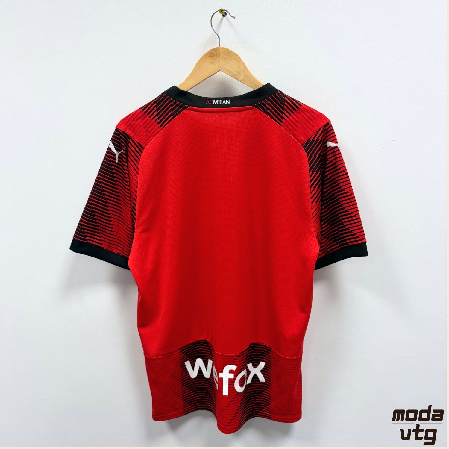AC Milan Puma Home Shirt Red Black Large 2023 Football Jersey Serie A Rossoneri