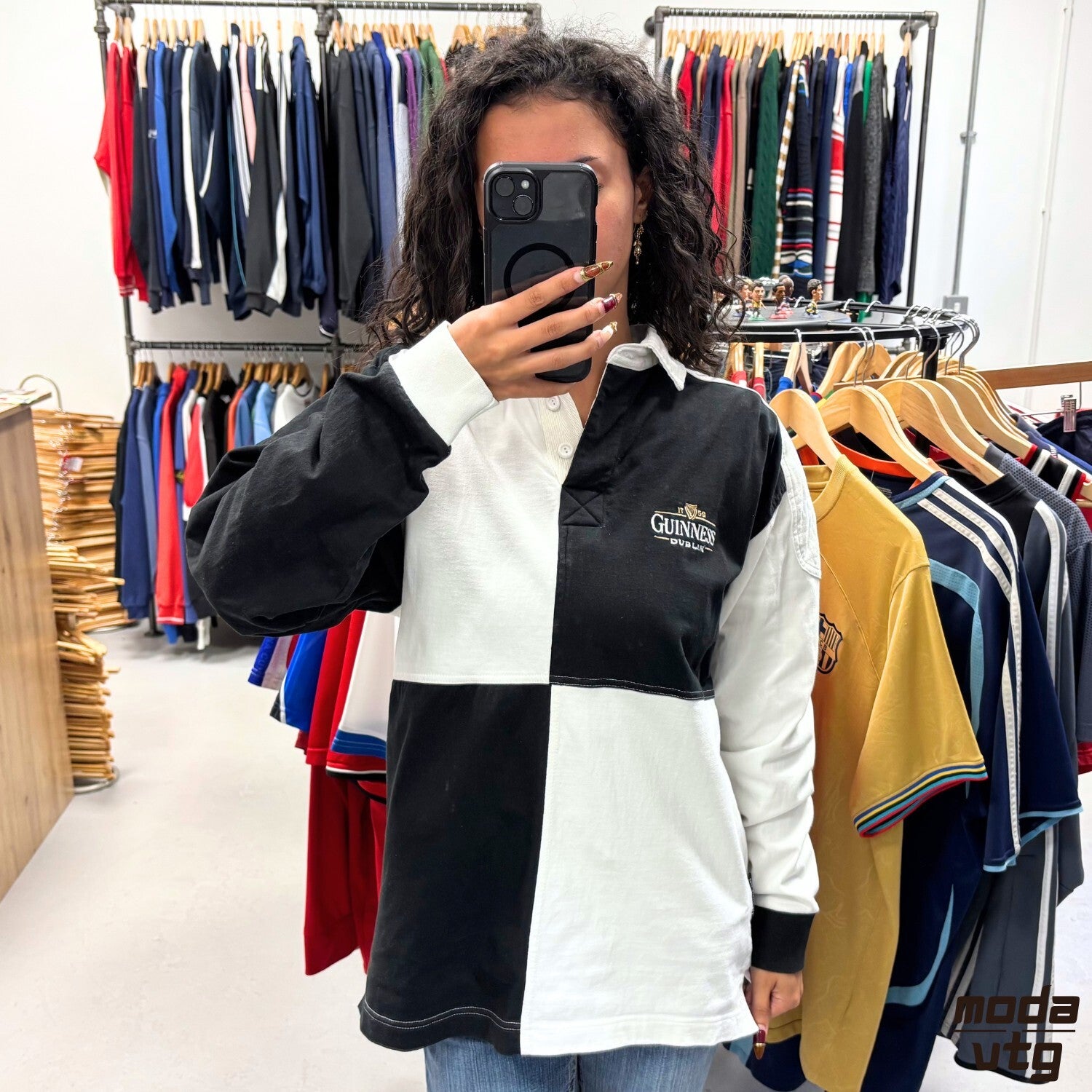 Vintage Y2K Guinness Rugby Polo Black White Small Retro Unisex