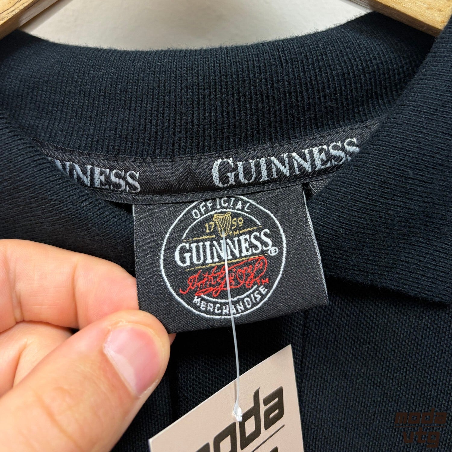 Vintage Y2K Guinness Polo Black Large Retro Unisex