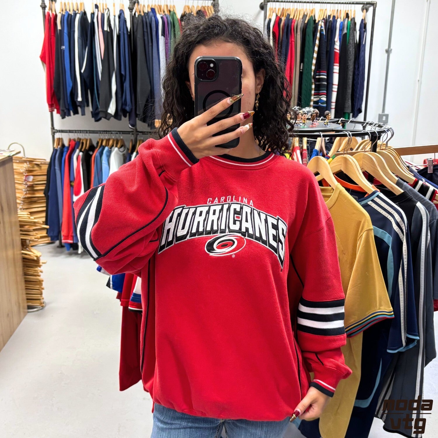 Vintage Y2K Carolina Hurricanes Sweatshirt Red Large Lee Sport NHL Retro Unisex