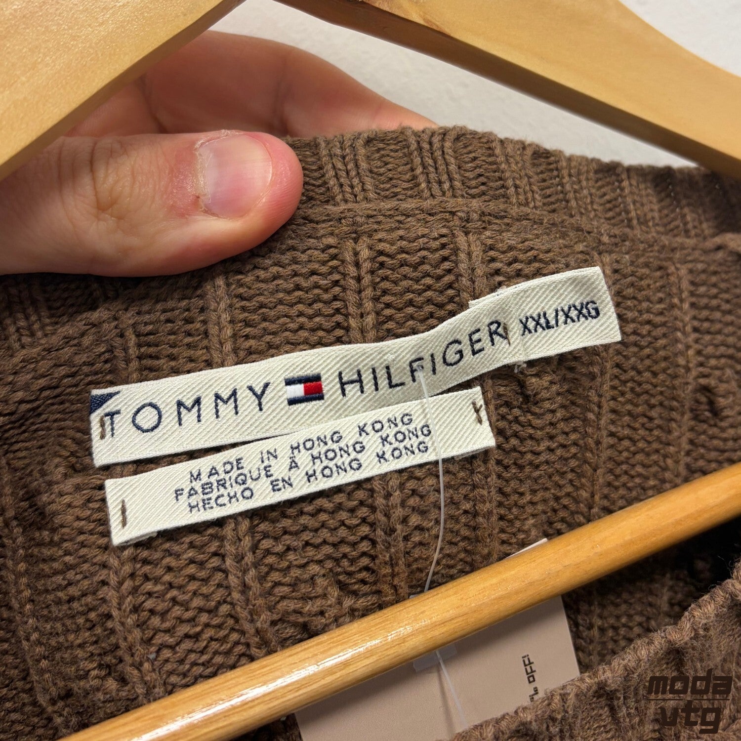 Vintage Y2K Tommy Hilfiger Knitted Jumper Brown Small Retro Unisex Cable