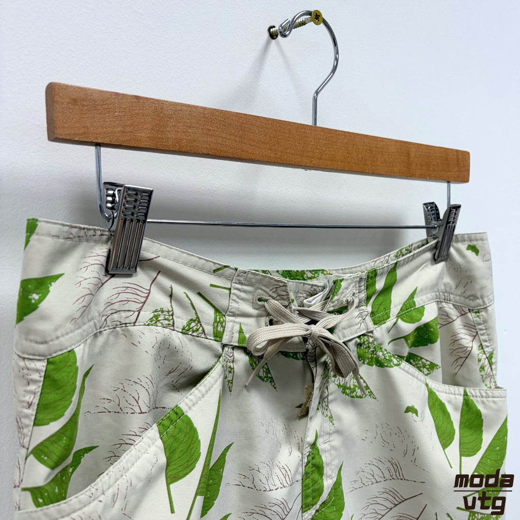 Vintage Y2K Nike ACG Swim Shorts White Green Large Summer Holiday Retro