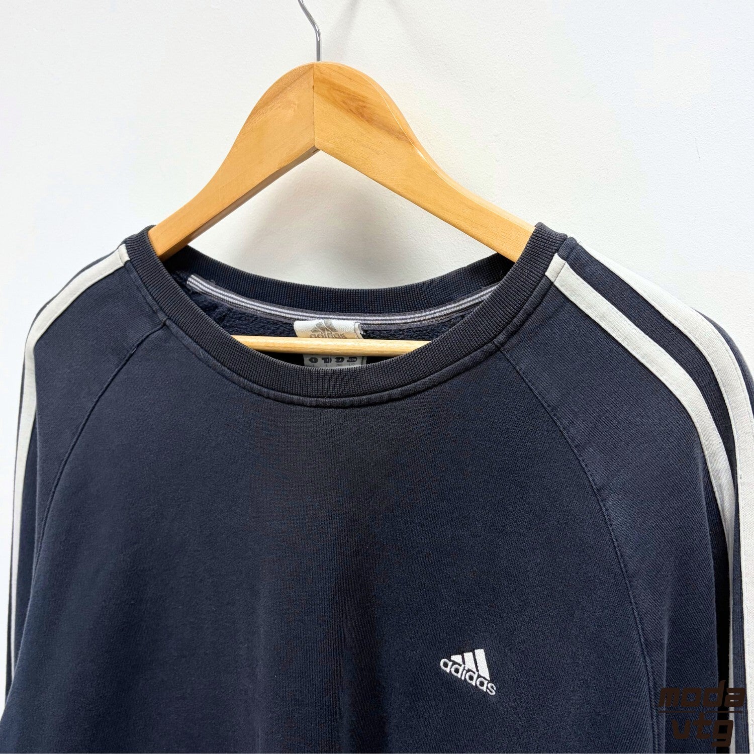 Adidas Sweatshirt Navy Large Vintage 2006 Retro Sporty Athletic Streetwear Crew