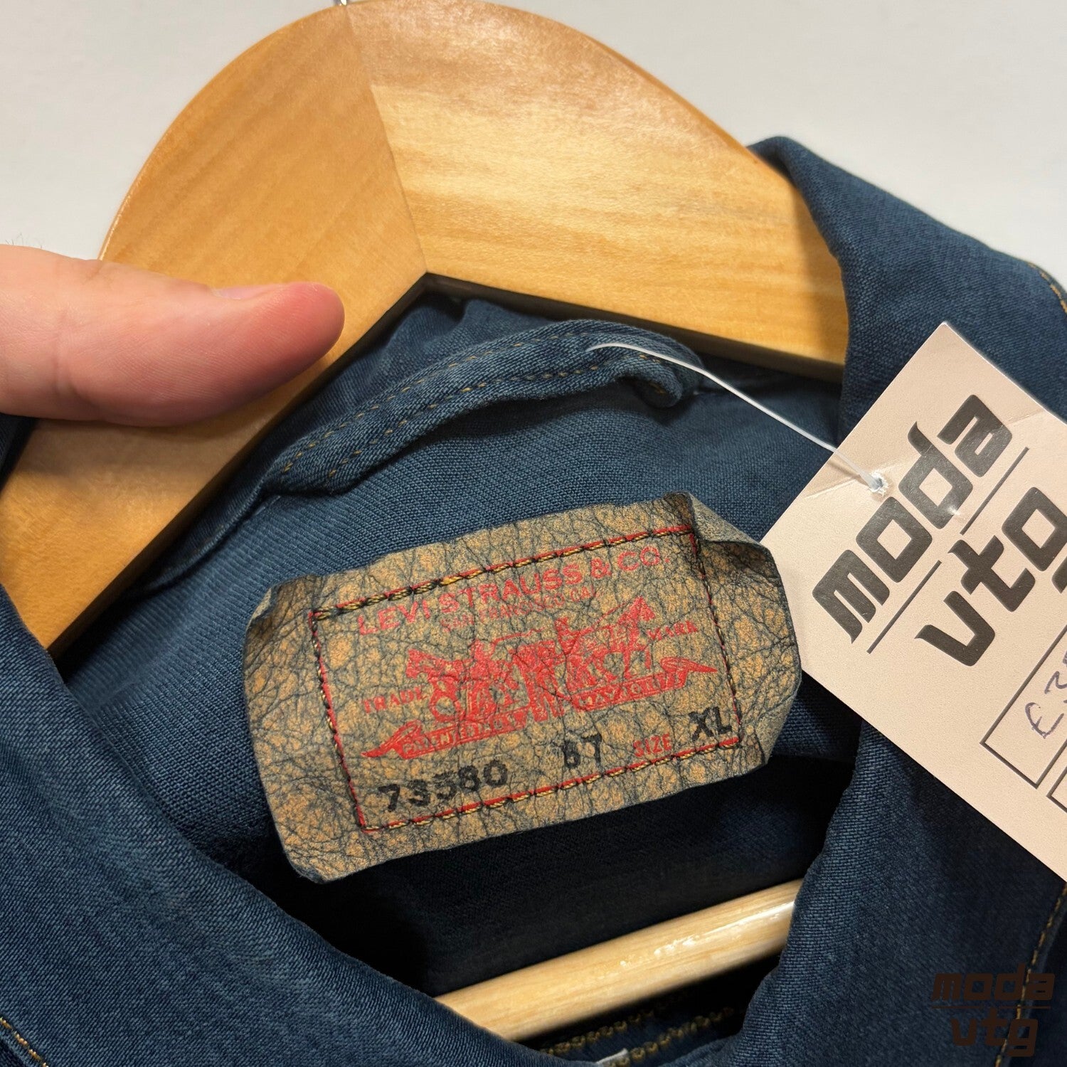 Vintage Y2K Levi’s Denim Jacket Navy Women’s Large Retro