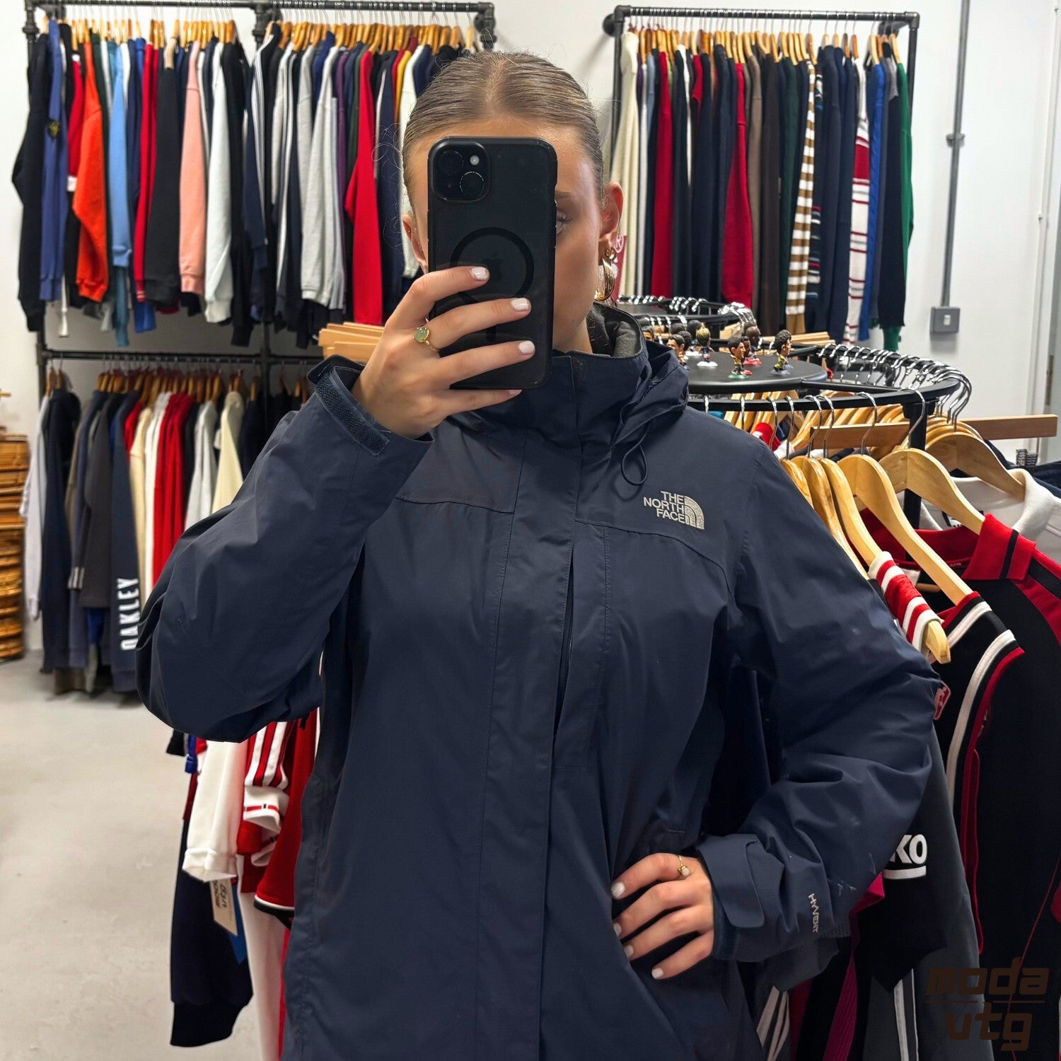 Vintage Y2K The North Face Raincoat Navy Women’s Medium Retro Hyvent Unisex