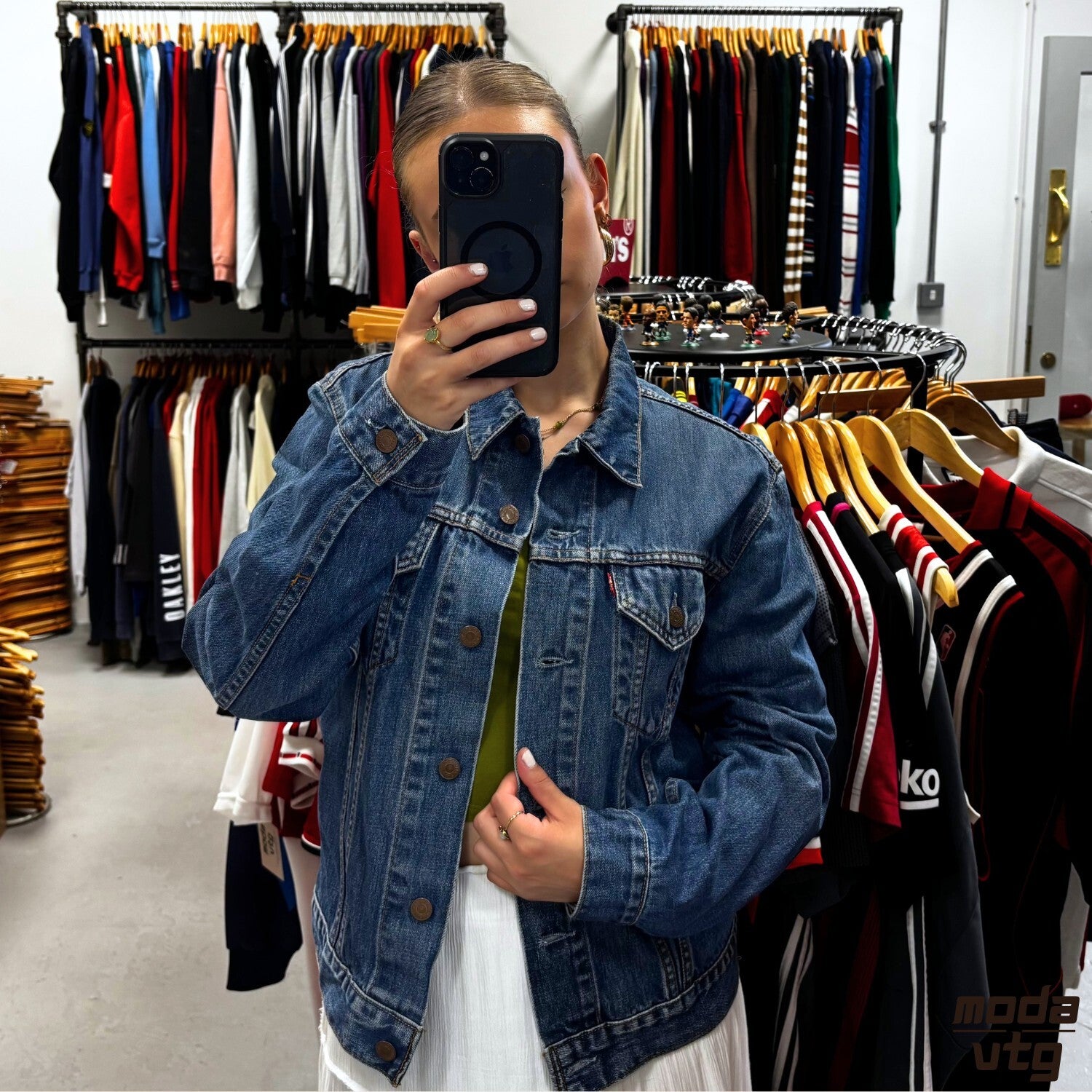 Vintage Y2K Levi’s Denim Jacket Blue Women’s Small Retro