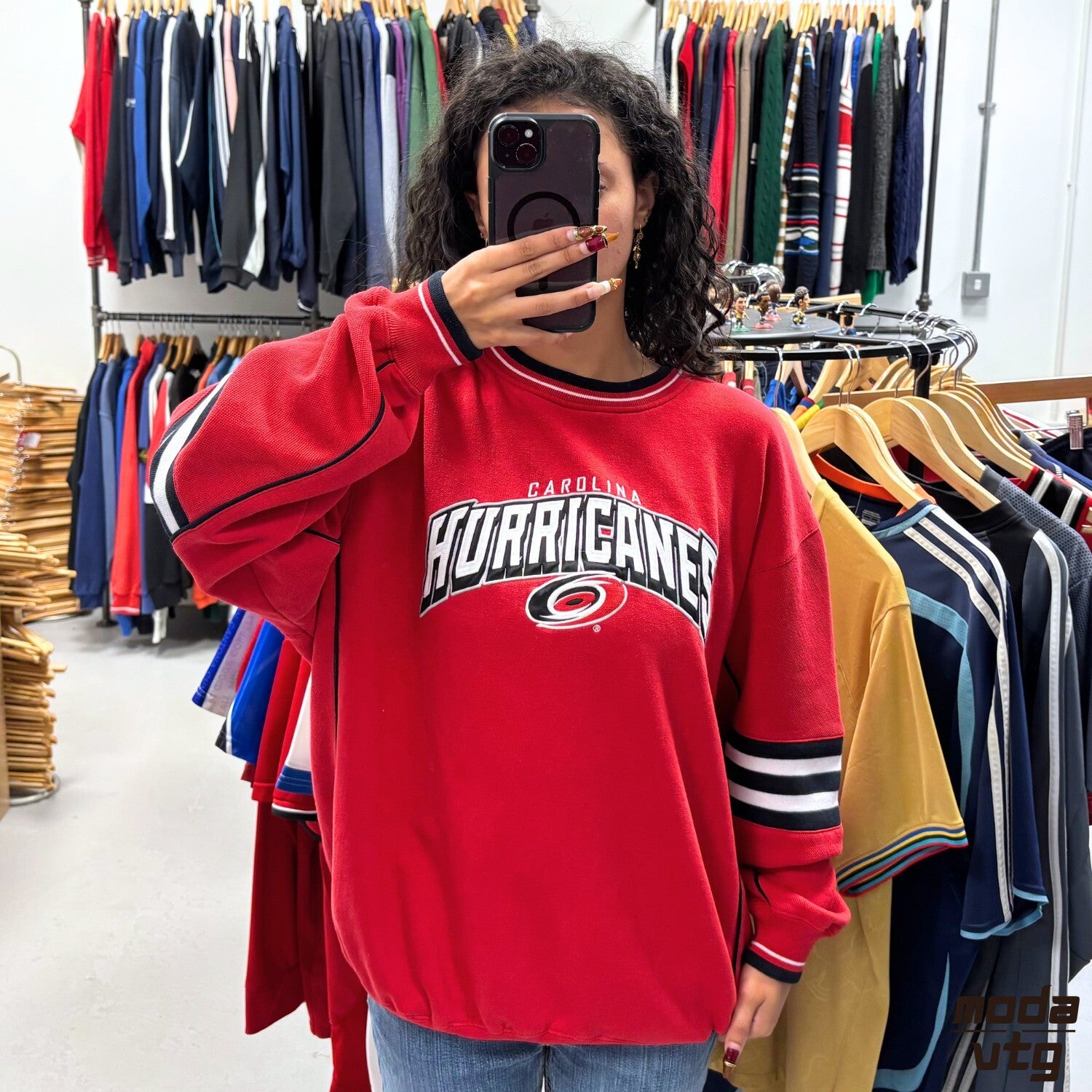 Vintage Y2K Carolina Hurricanes Sweatshirt Red Large Lee Sport NHL Retro Unisex