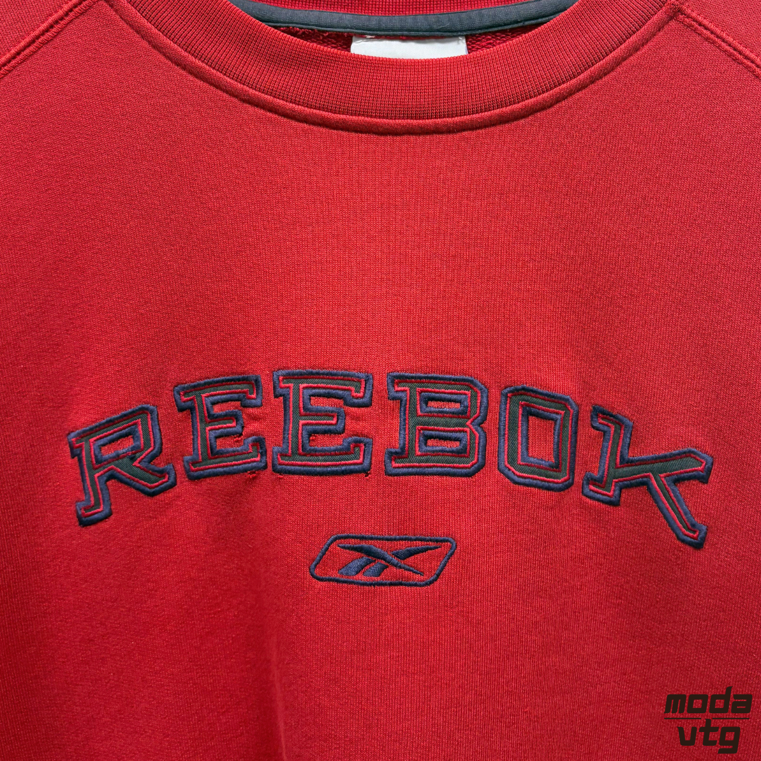 Vintage Y2K Reebok Sweatshirt Red Large Unisex Retro