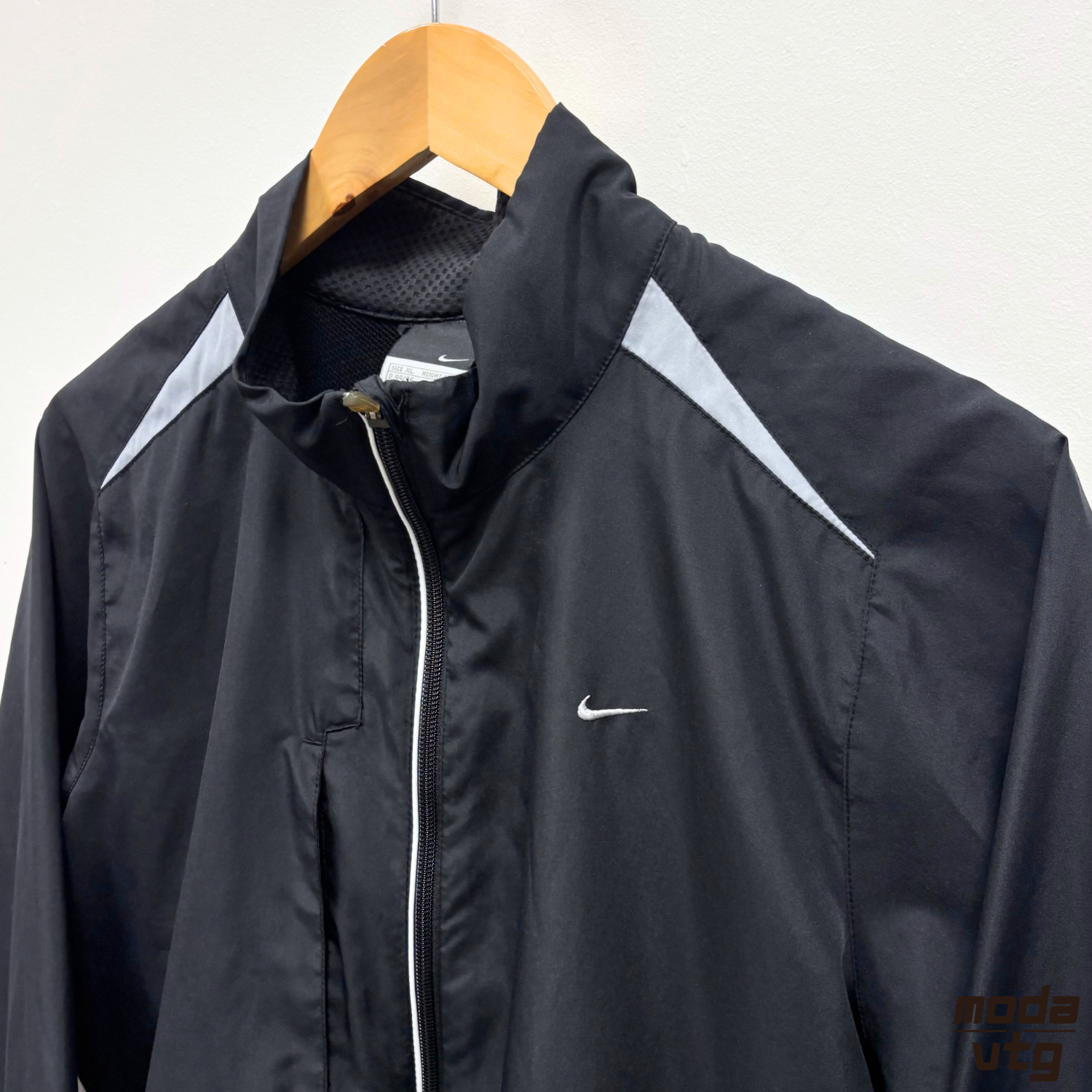 Vintage Y2K Nike Track Jackets Black Large