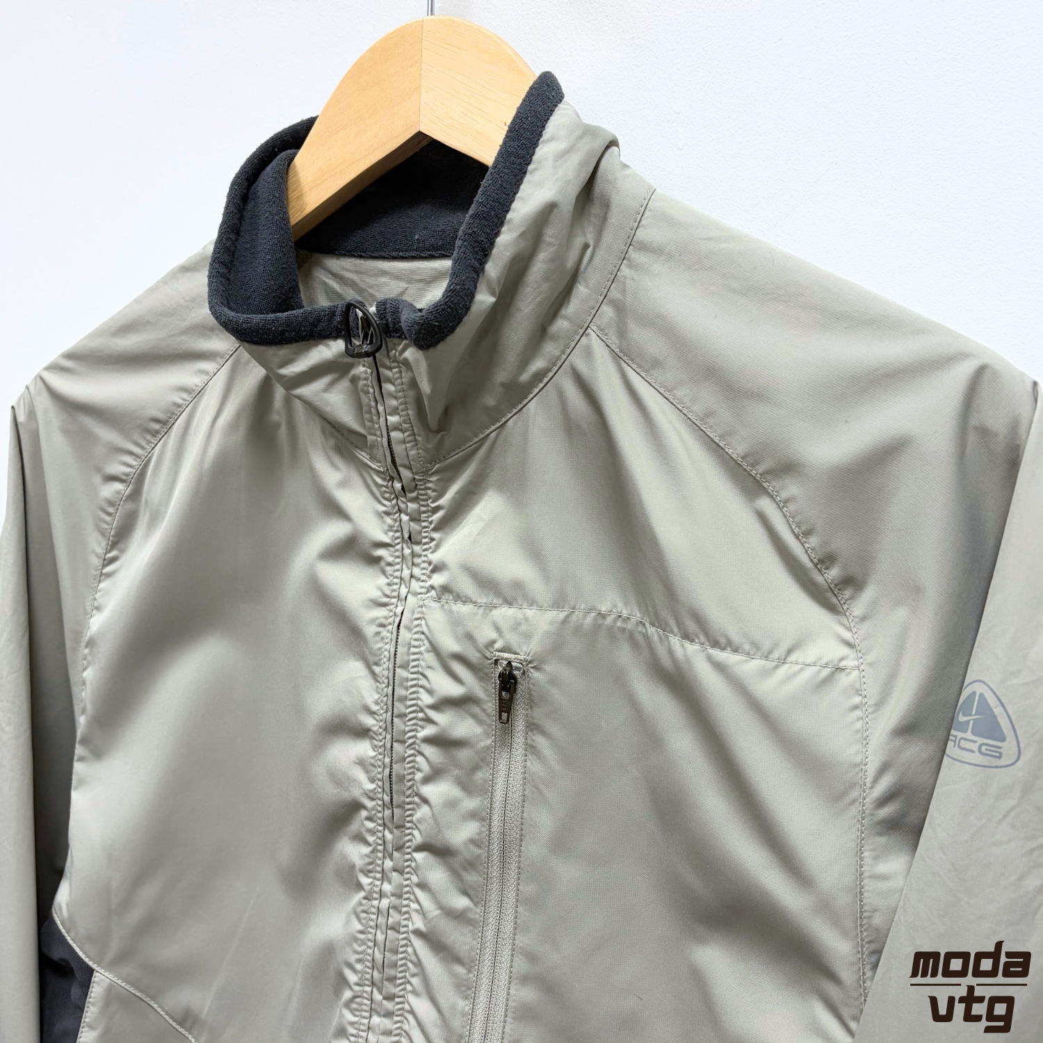 Vintage Y2K Nike ACG Raincoat Grey Small Gorpcore Windbreaker Walking