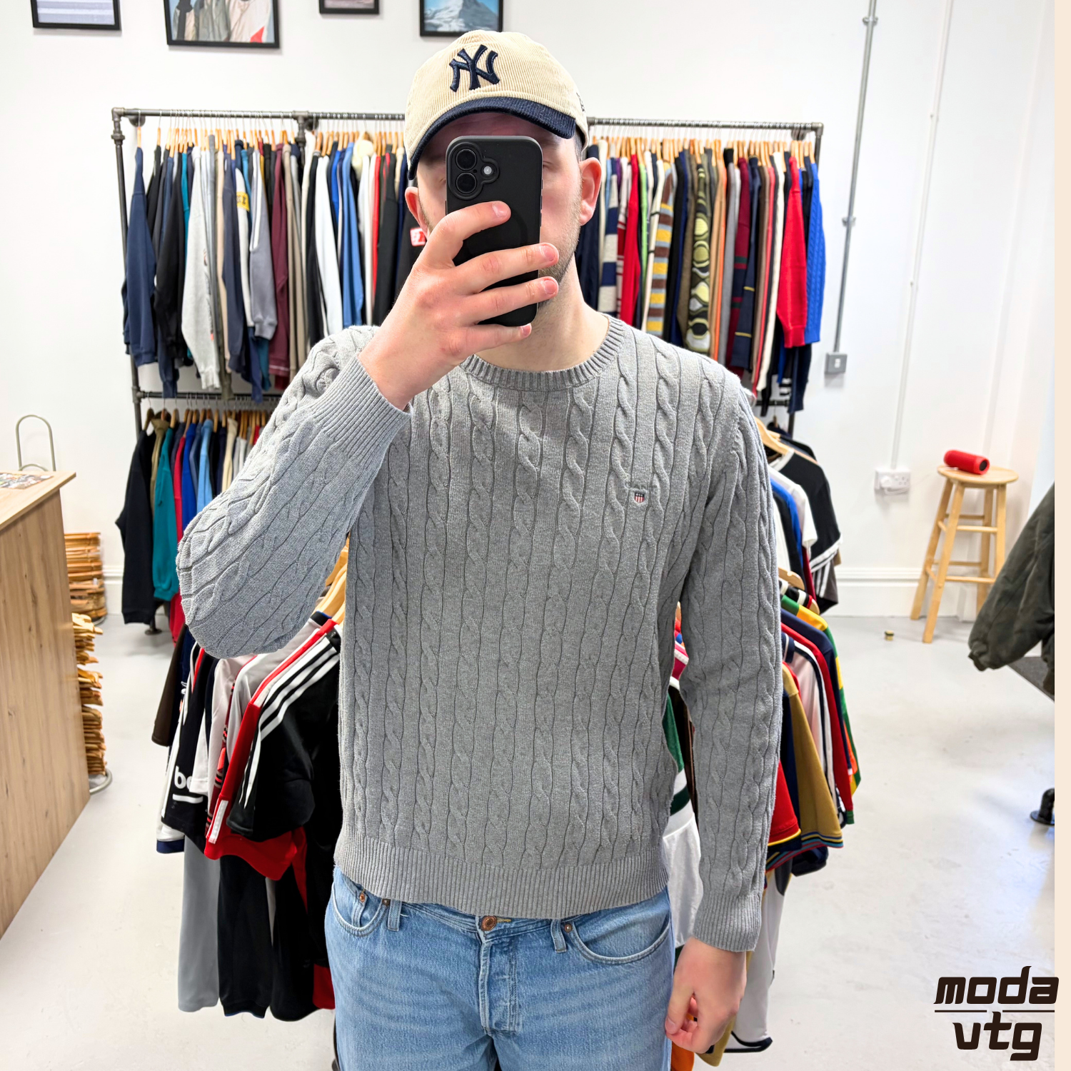 Vintage Y2K GANT Knitted Jumper Grey Large Unisex Cable Retro
