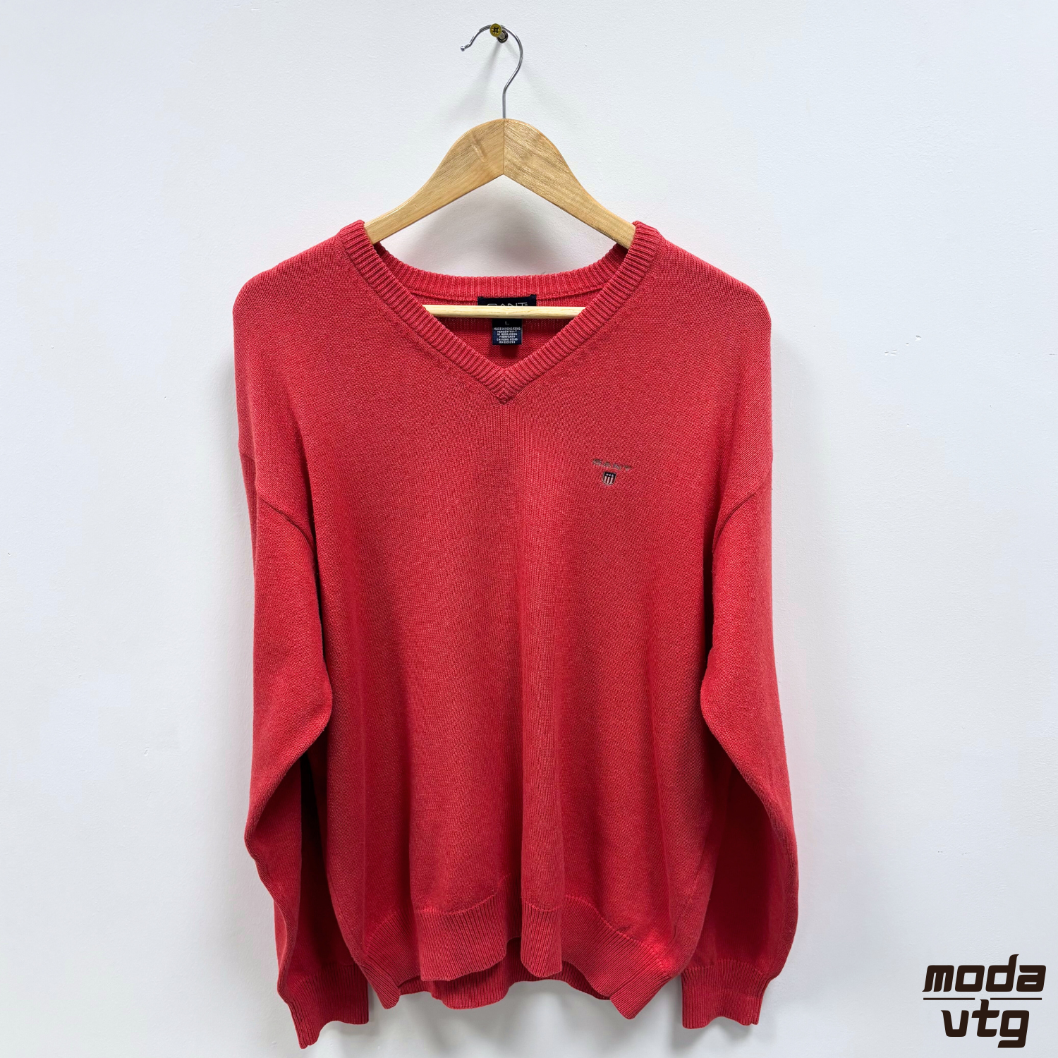 Vintage 90s GANT Knitted Jumper Red Large V Neck