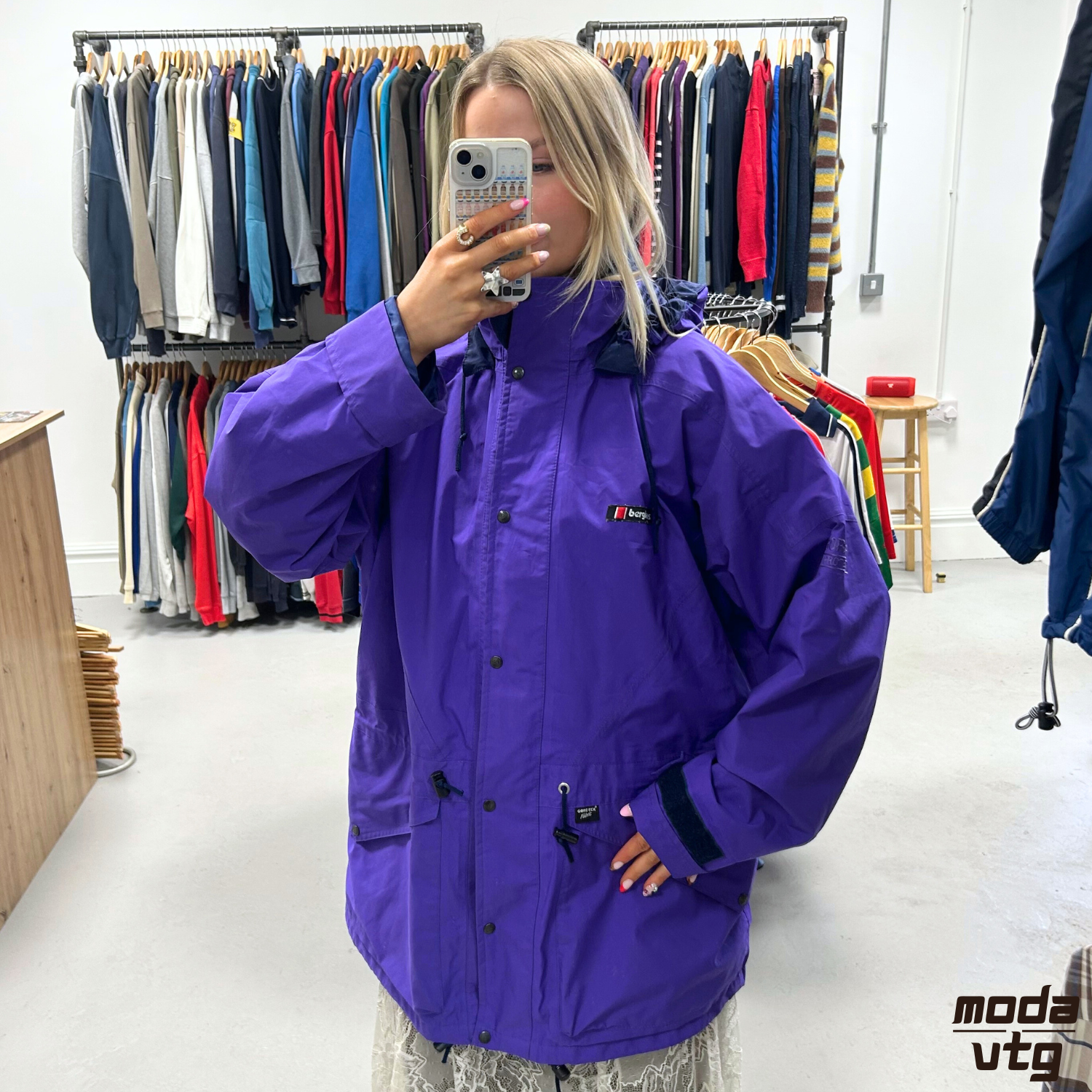 Vintage 90s Berghaus Raincoat Purple Women’s XL Goretex Walking Gorpcore