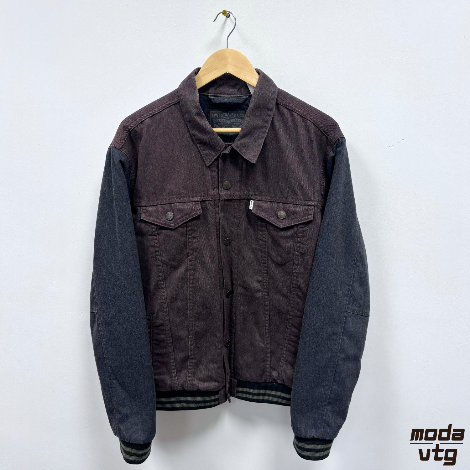 Vintage Y2K Levi’s Varsity Jacket Medium Retro