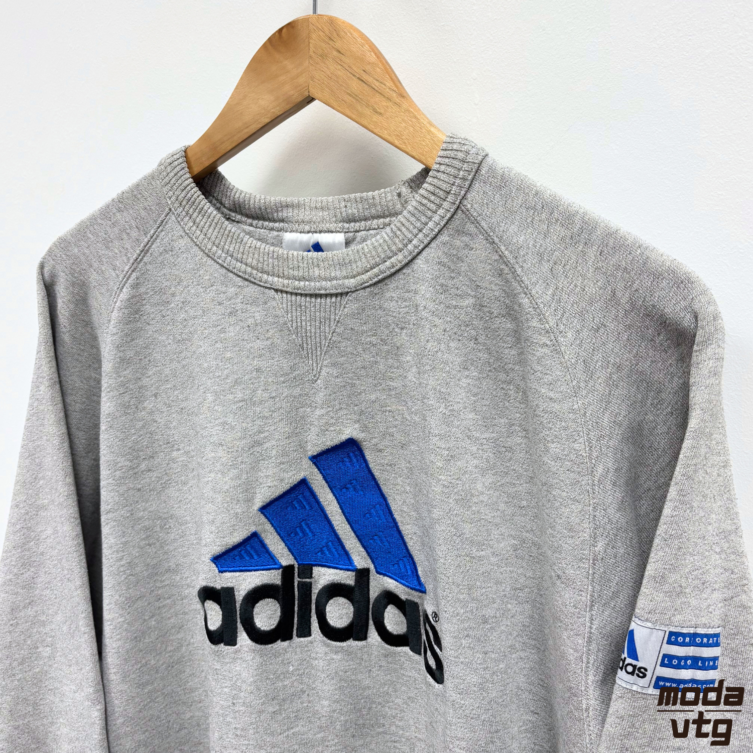 Vintage 90s Adidas Sweatshirt Grey Medium Retro Crewneck Embroidered