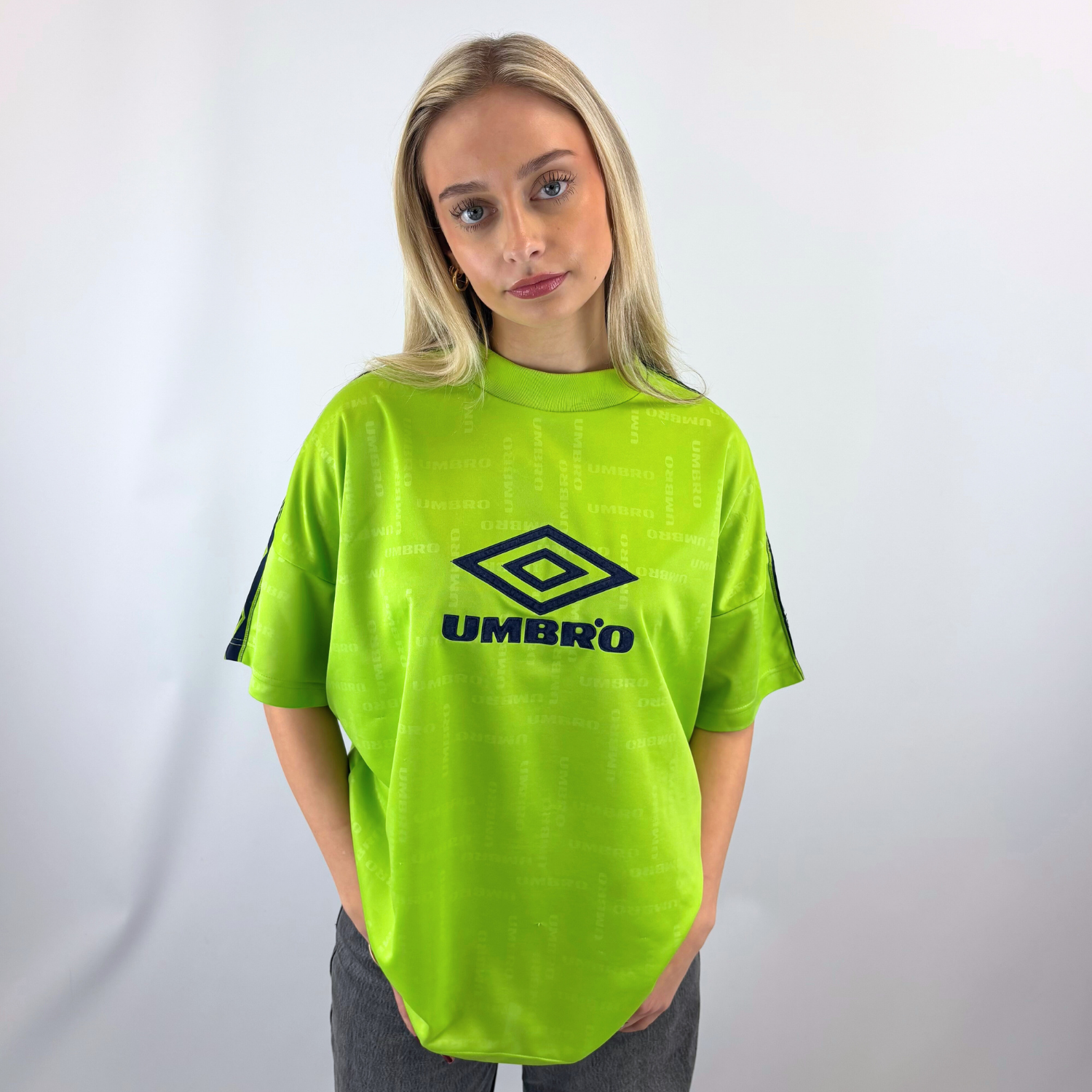 Vintage 90s Umbro Jersey Green Large Blokecore Football