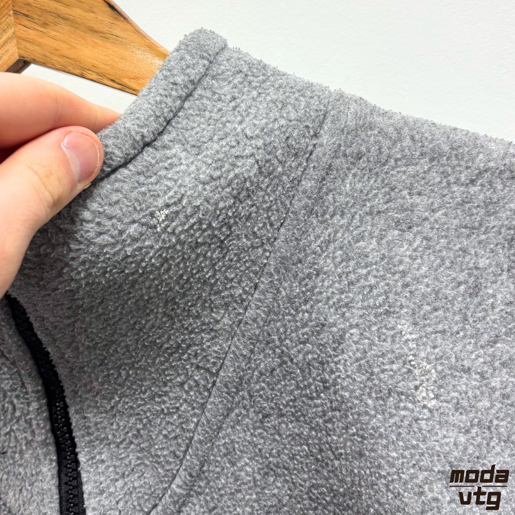 Vintage Y2K Quiksilver Fleece Grey Medium Polartec Winter Quarter Zip